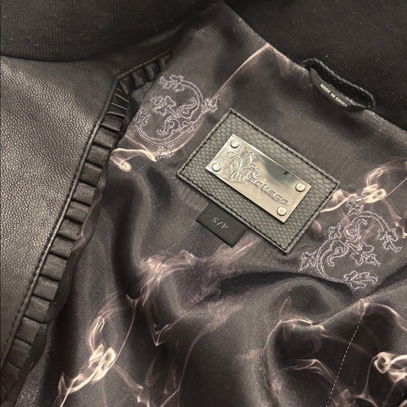 Mackage Black leather jacket with hidden hood in collar size small - Picture 8 of 10